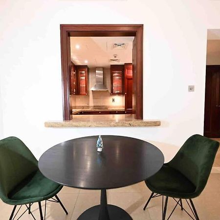 Brand New Furniture . Close To Dubai Mall. Exterior foto